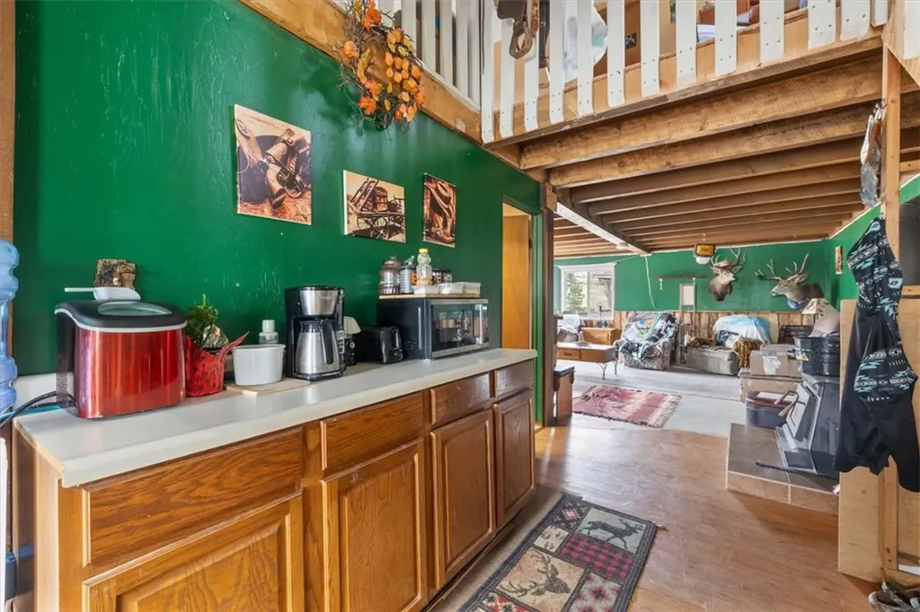 78 Rocky Top Road Roundup MT 59072