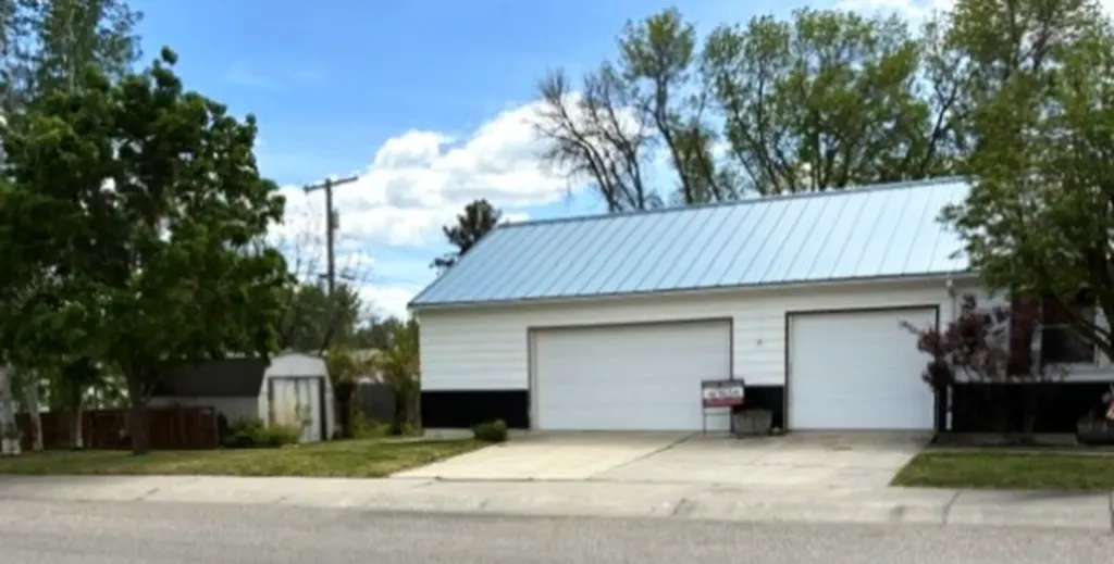 218 W Maryland Lane Laurel MT 59044