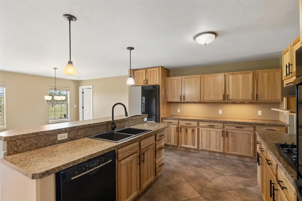 5930 Chief Buffalo Horn Trail Laurel MT 59044