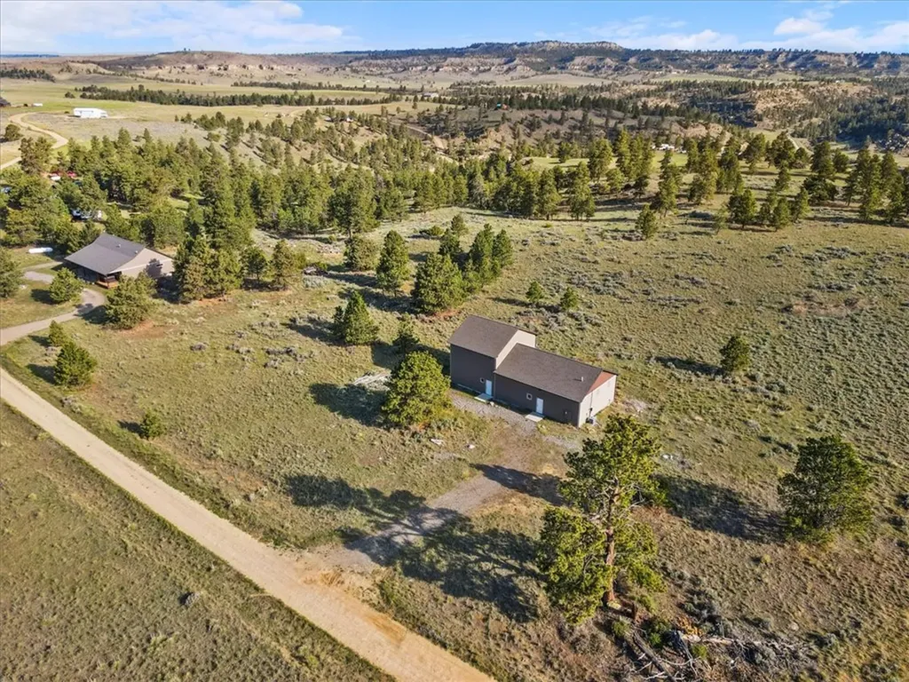 5930 Chief Buffalo Horn Trail Laurel MT 59044