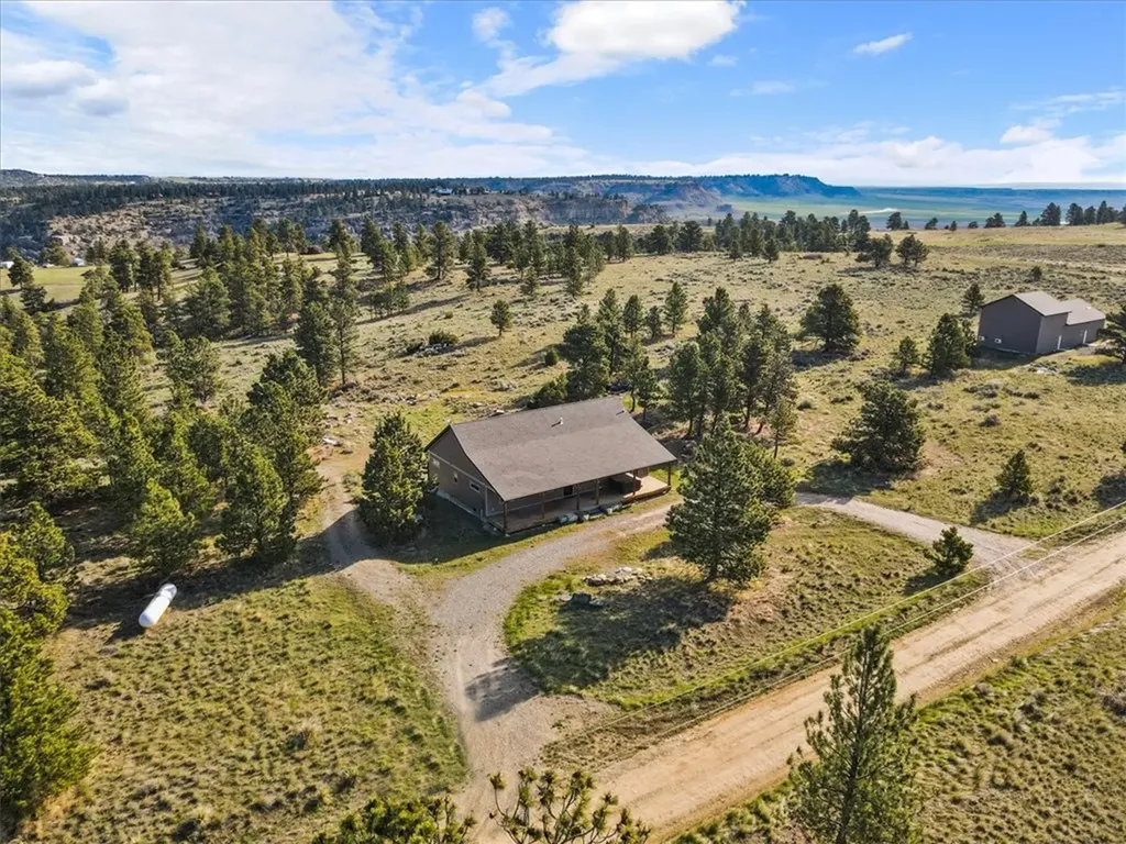 5930 Chief Buffalo Horn Trail Laurel MT 59044