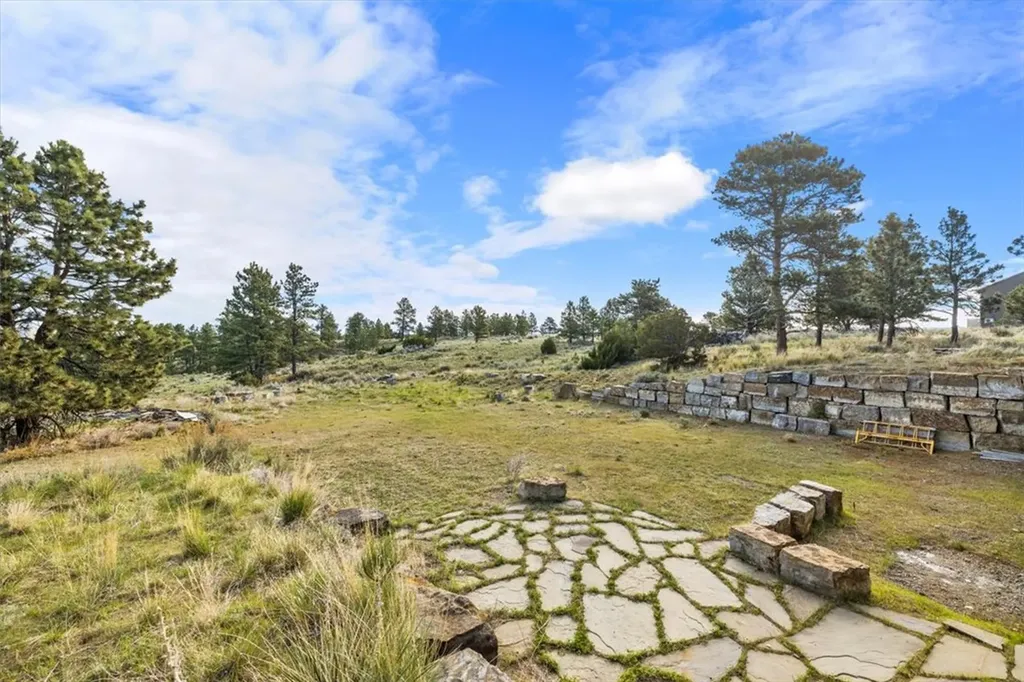 5930 Chief Buffalo Horn Trail Laurel MT 59044