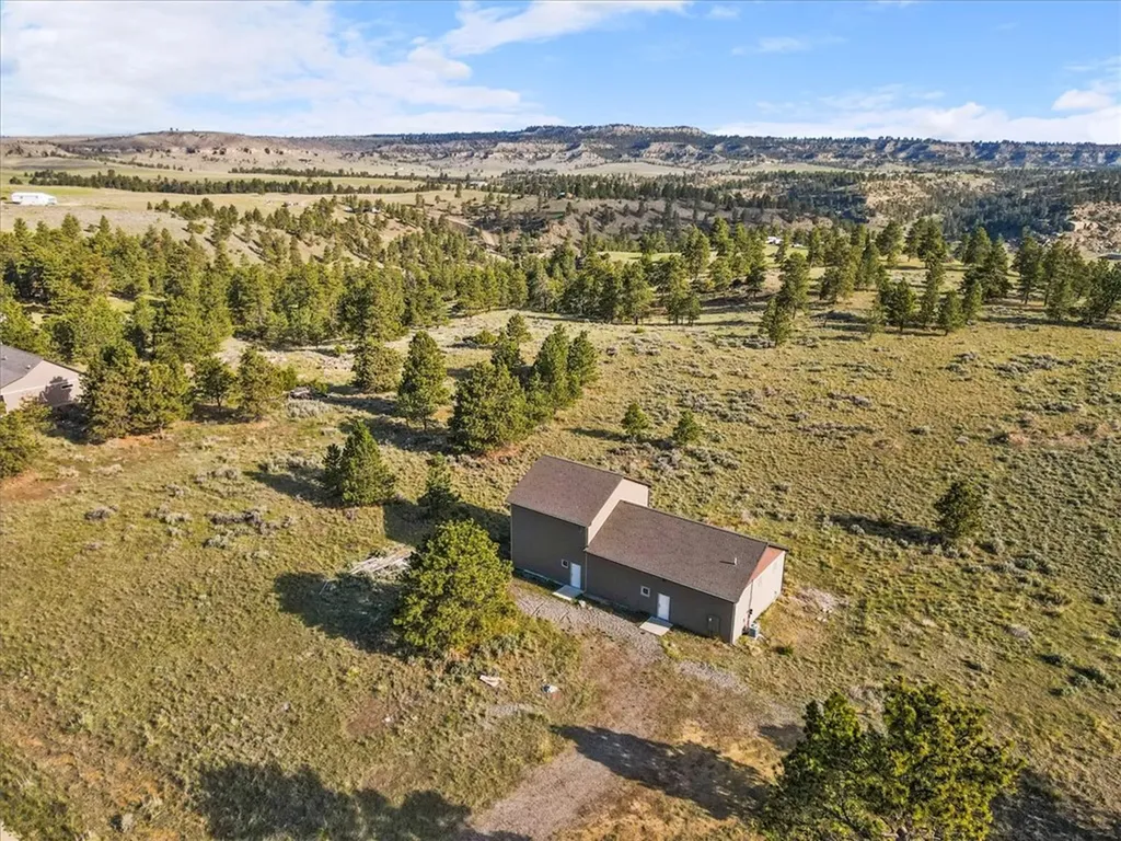 5930 Chief Buffalo Horn Trail Laurel MT 59044
