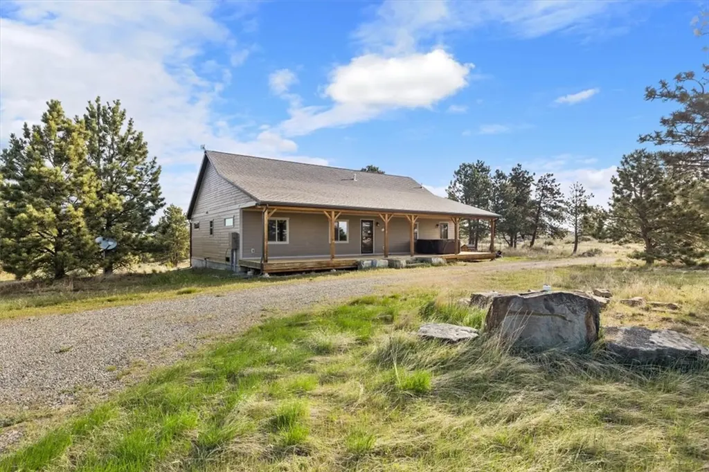 5930 Chief Buffalo Horn Trail Laurel MT 59044