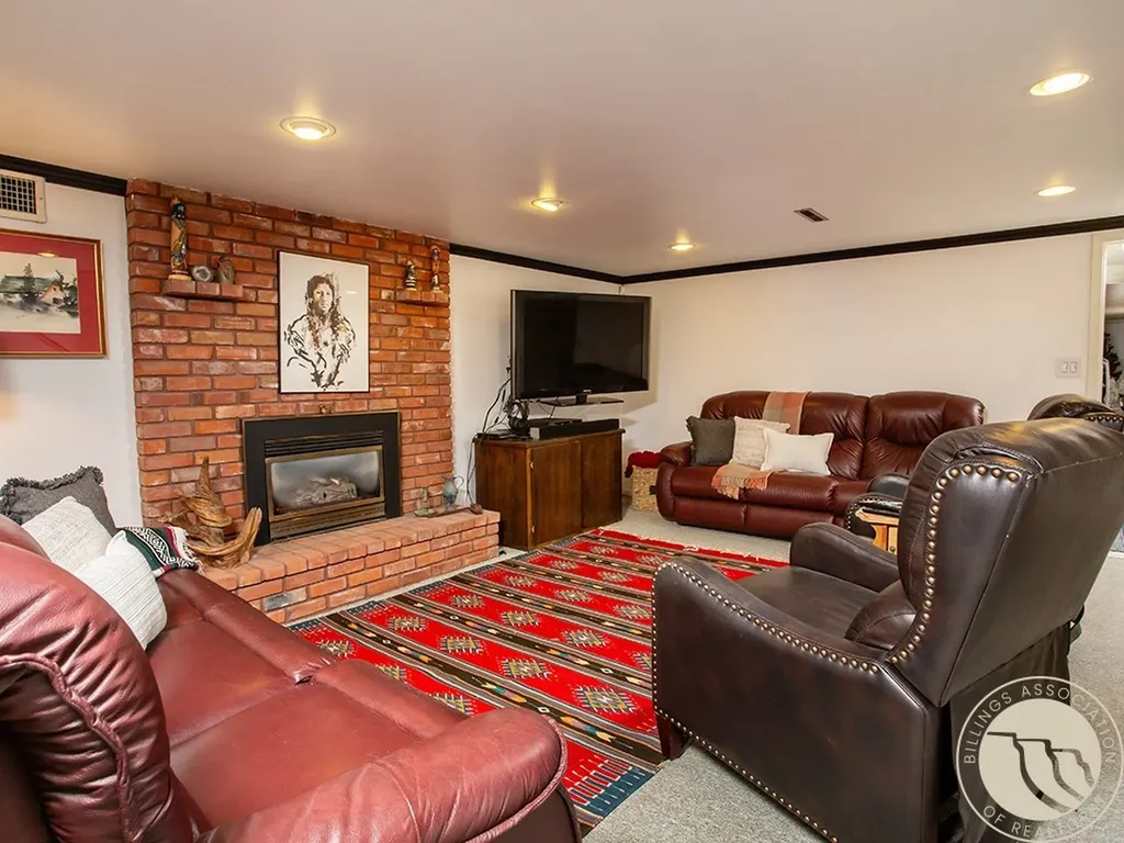 4748 Rimrock Road Billings MT 59106