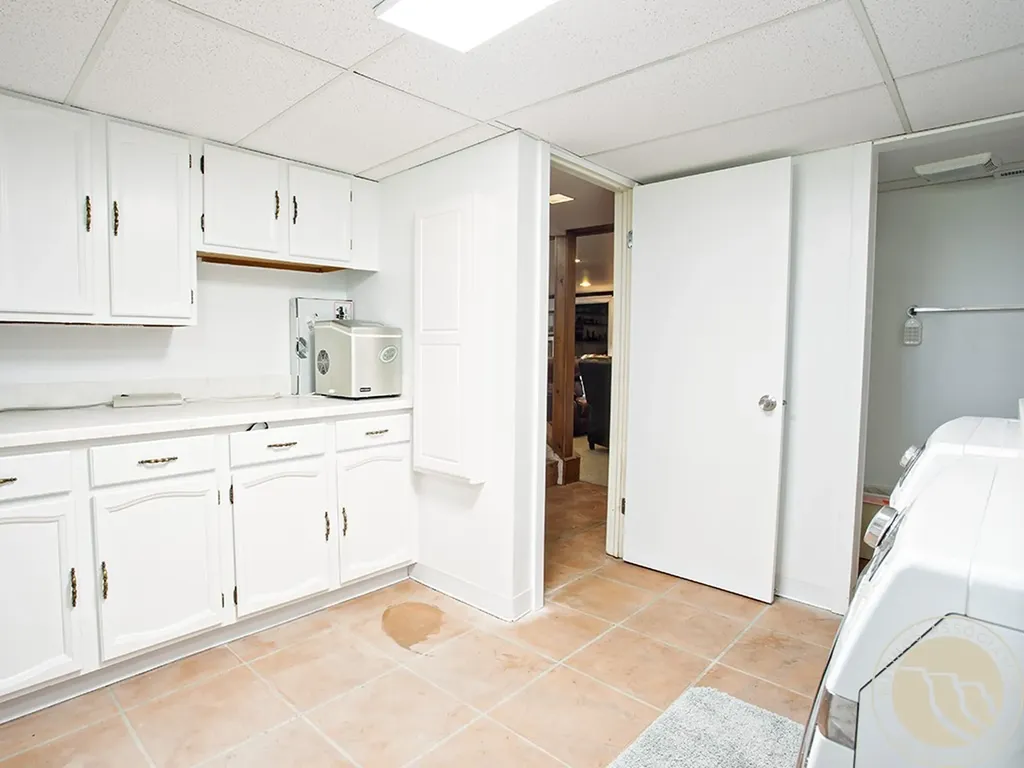 4748 Rimrock Road Billings MT 59106