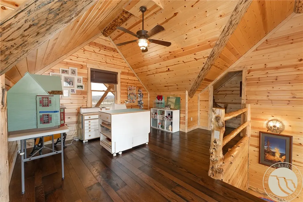 21 Delargo Lane Belfry MT 59008
