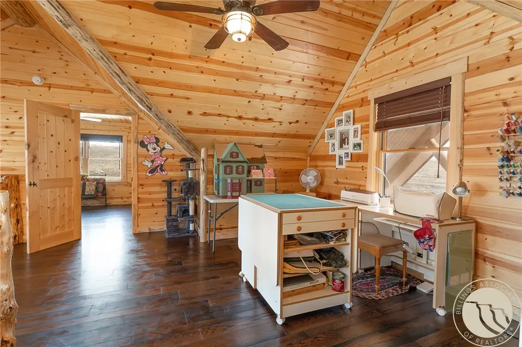 21 Delargo Lane Belfry MT 59008
