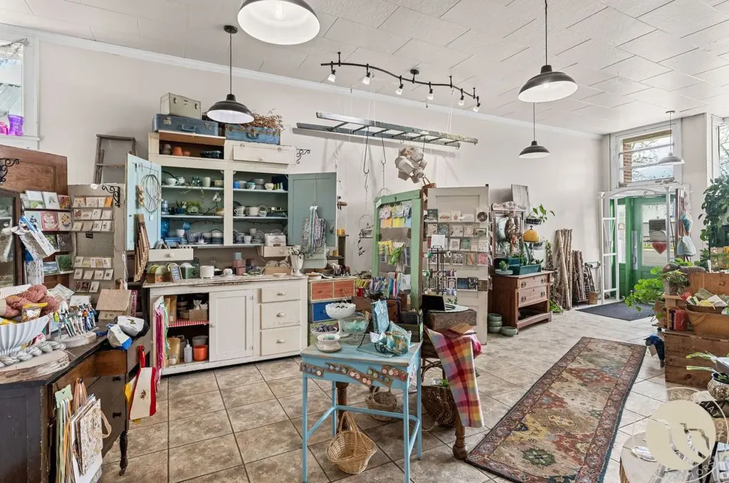 514 E Pike Avenue Columbus MT 59019