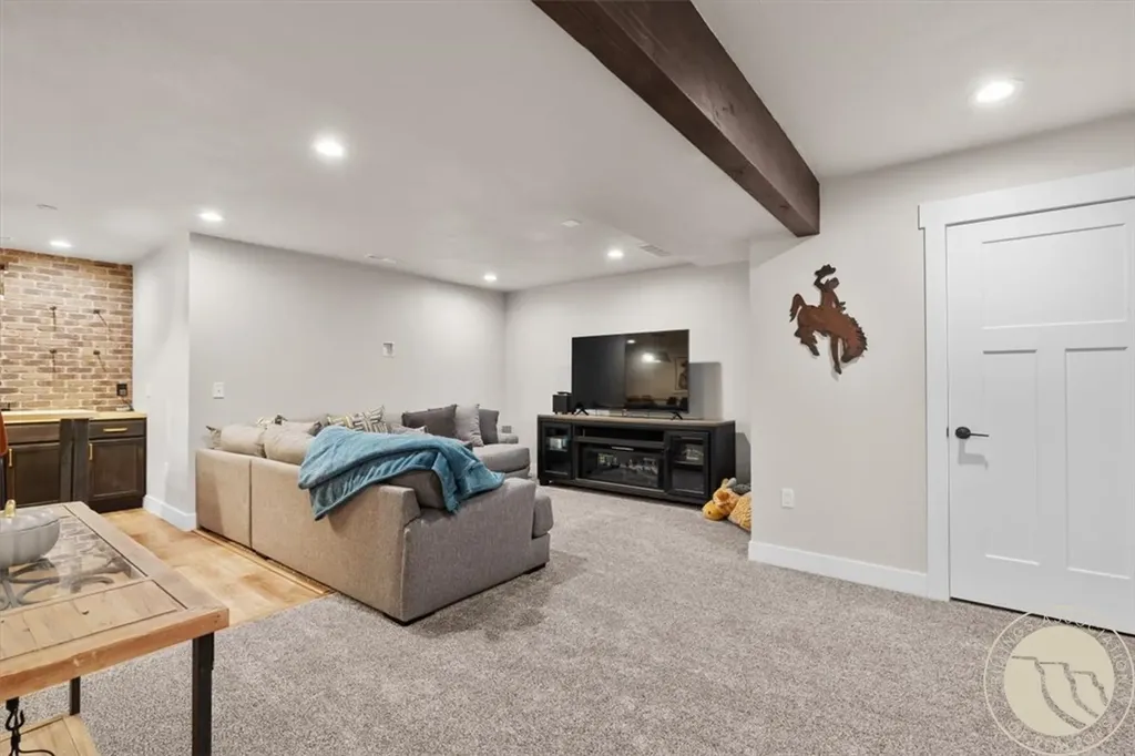 1616 Island View Drive Billings MT 59101