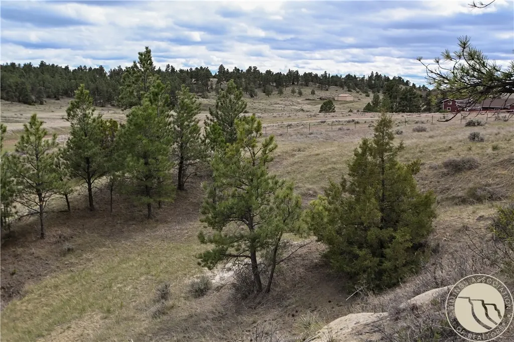 5750 Pleasant Hollow Trail Shepherd MT 59079