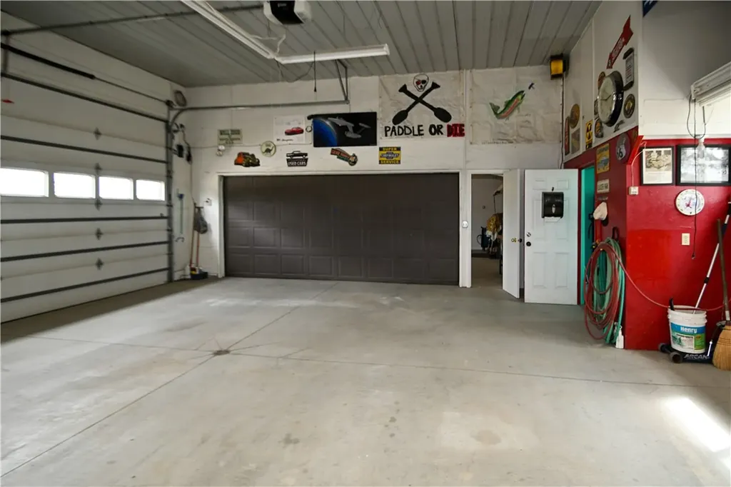 5750 Pleasant Hollow Trail Shepherd MT 59079