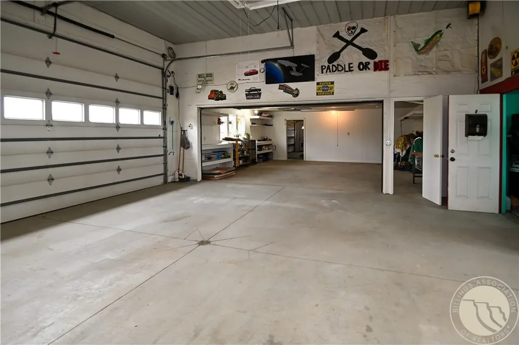 5750 Pleasant Hollow Trail Shepherd MT 59079