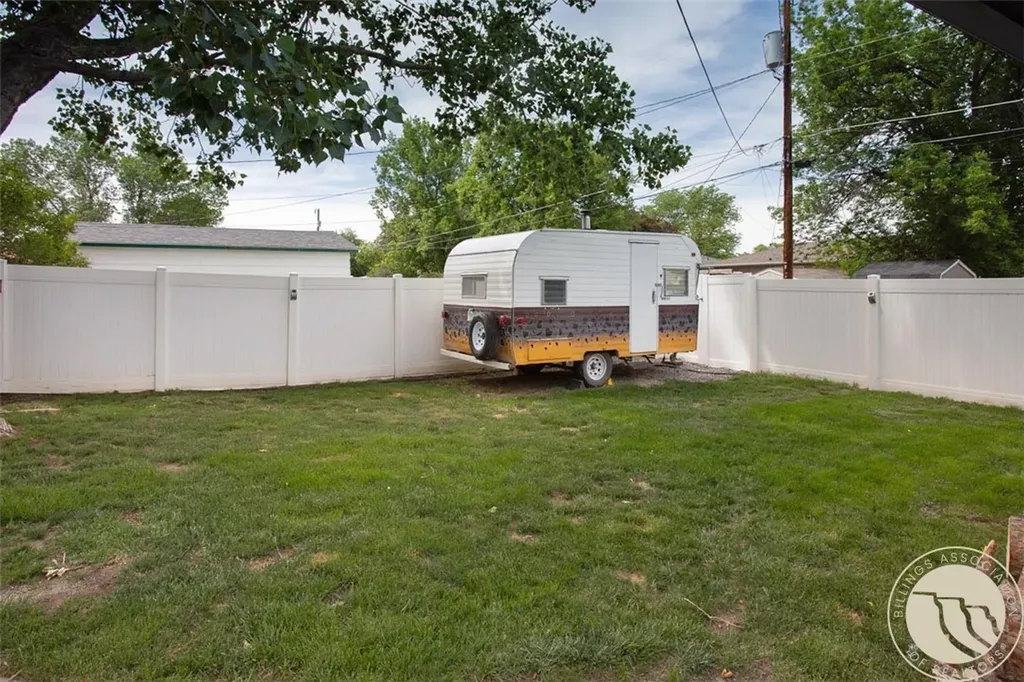2527 Howard Avenue Billings MT 59102