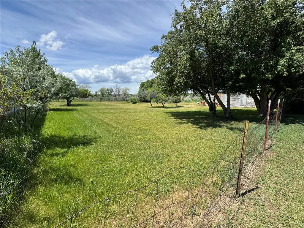 2822 S 35th Road Pompeys Pillar MT 59064