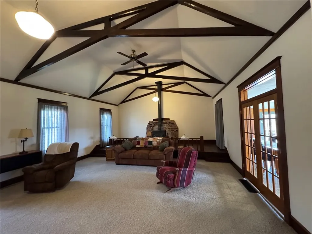 2822 S 35th Road Pompeys Pillar MT 59064