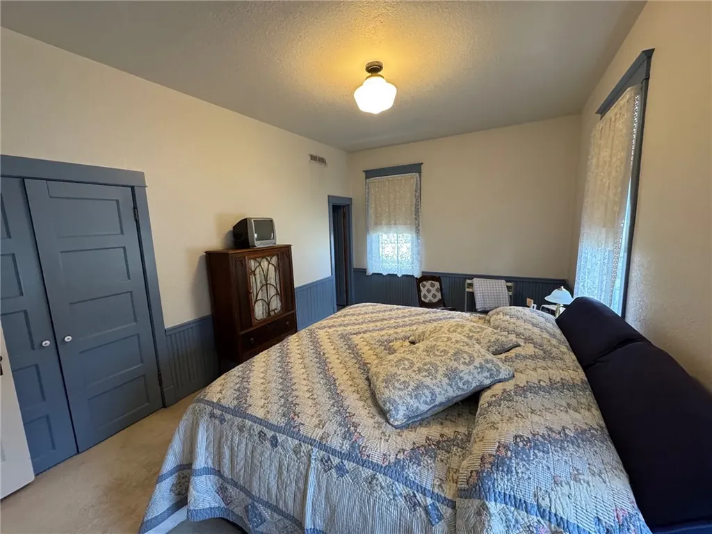 2822 S 35th Road Pompeys Pillar MT 59064