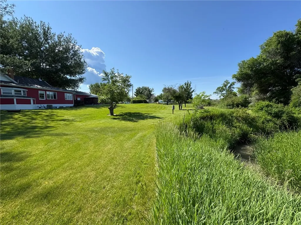 2822 S 35th Road Pompeys Pillar MT 59064