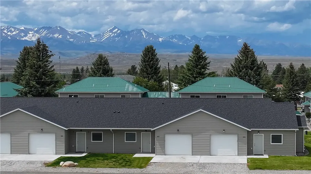 306 W 9th Avenue Big Timber MT 59011