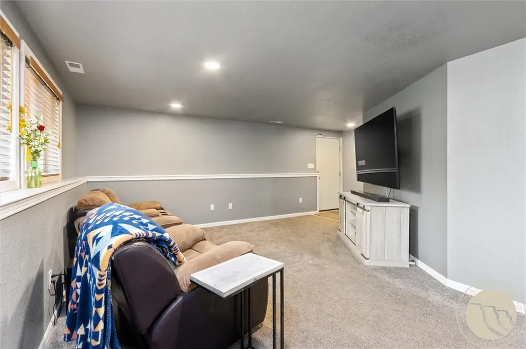 3661 Rosebud Drive Billings MT 59102