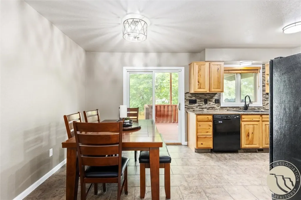 3661 Rosebud Drive Billings MT 59102