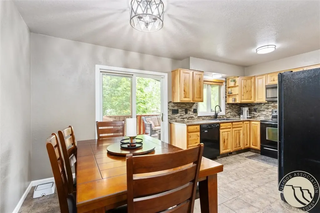 3661 Rosebud Drive Billings MT 59102