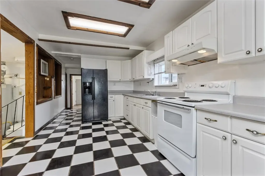 103 Grauberger Lane Acton MT 59002