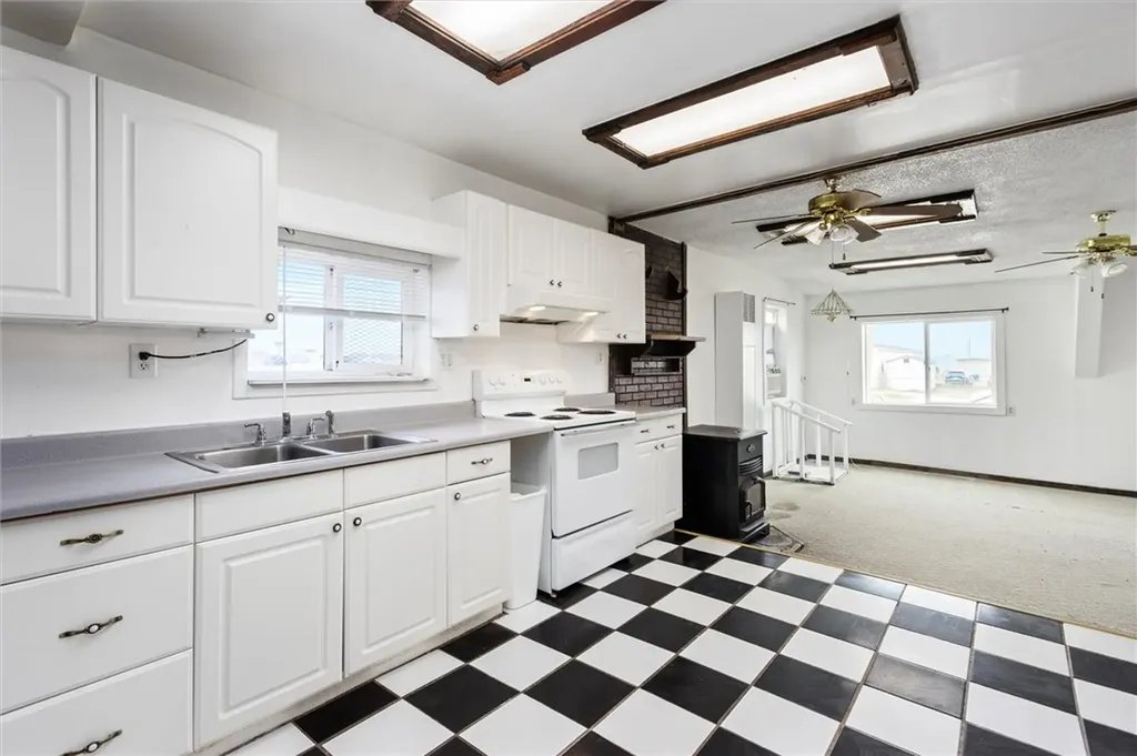 103 Grauberger Lane Acton MT 59002