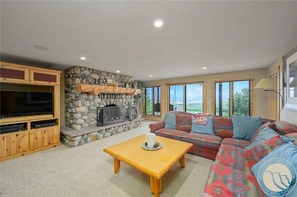198 Meeteetse Trail Road Red Lodge MT 59068