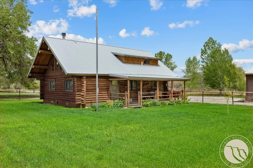 686 Highway 72 Belfry MT 59008