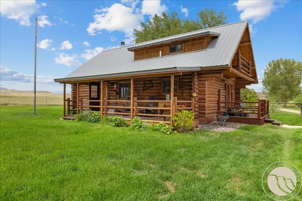 686 Highway 72 Belfry MT 59008