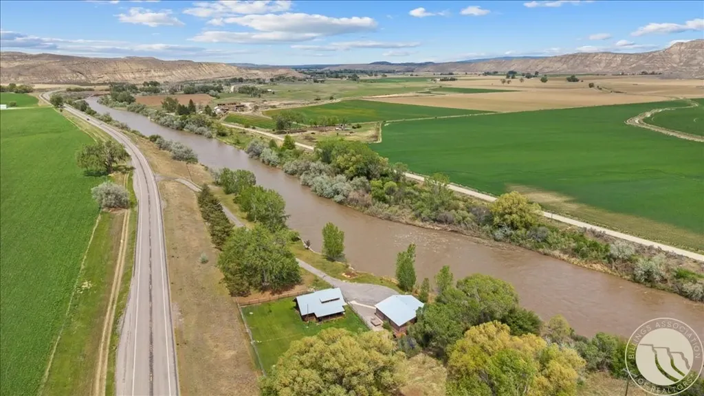 686 Highway 72 Belfry MT 59008