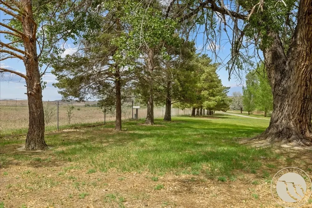 686 Highway 72 Belfry MT 59008