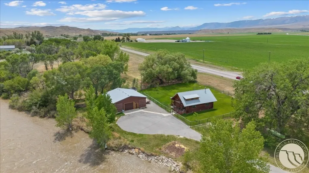 686 Highway 72 Belfry MT 59008