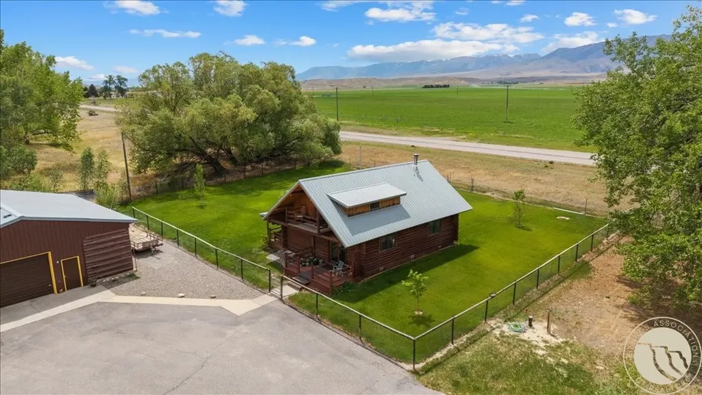 686 Highway 72 Belfry MT 59008
