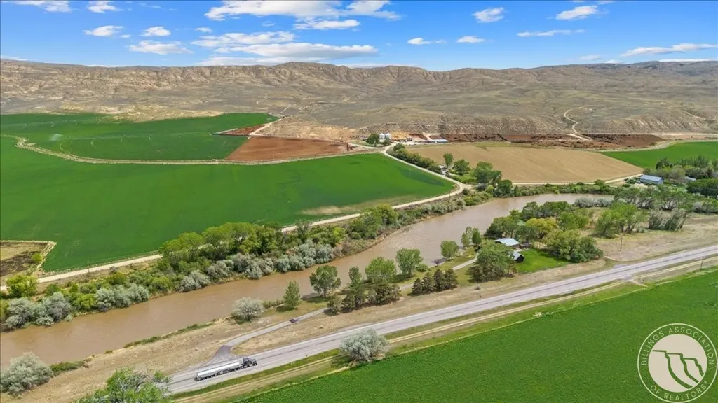 686 Highway 72 Belfry MT 59008