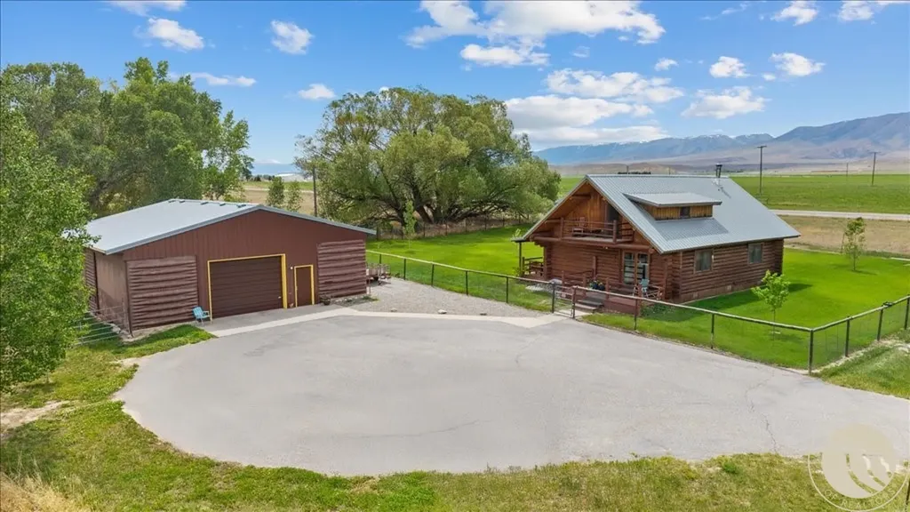 686 Highway 72 Belfry MT 59008