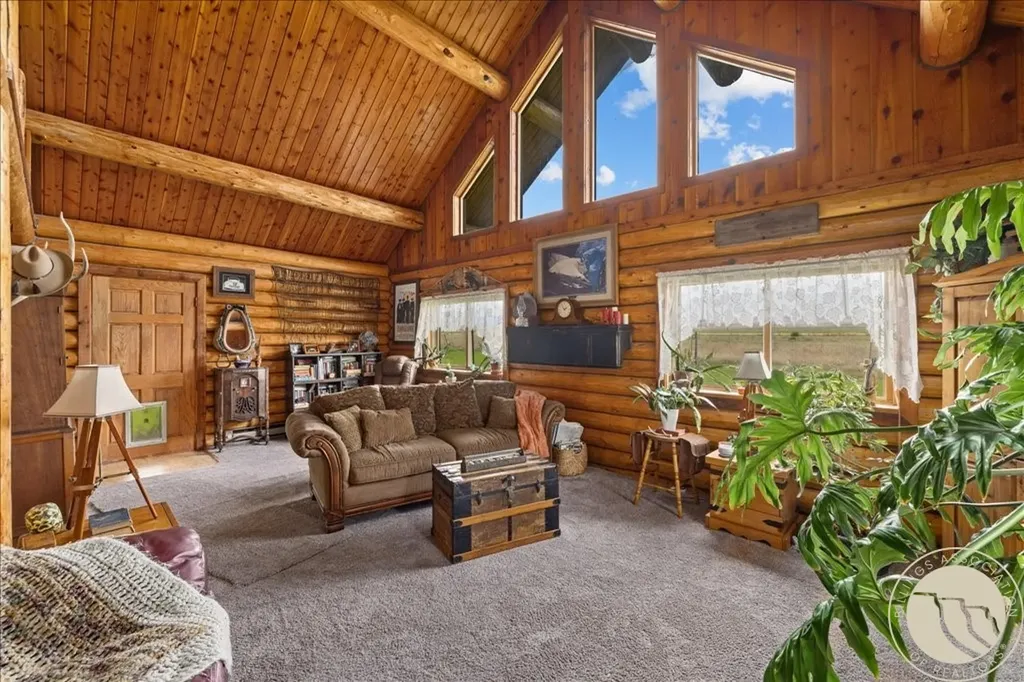 686 Highway 72 Belfry MT 59008