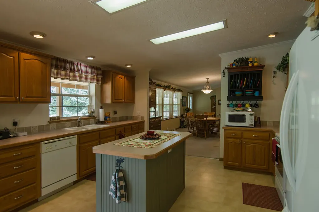37 Powder River Lane Red Lodge MT 59068