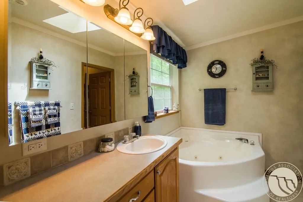 37 Powder River Lane Red Lodge MT 59068