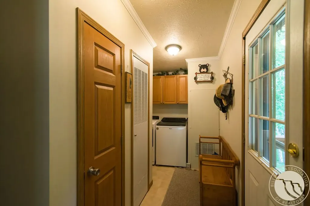 37 Powder River Lane Red Lodge MT 59068