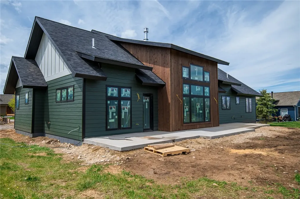 2710 Diamond C Trail Red Lodge MT 59068