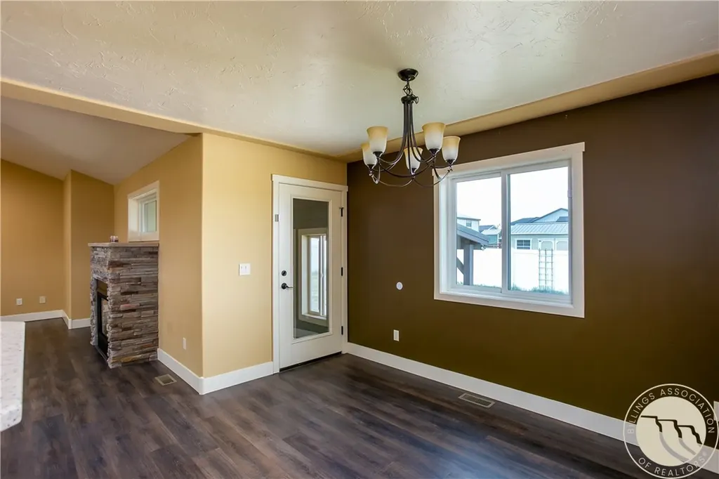 1713 Polo Lane Billings MT 59105