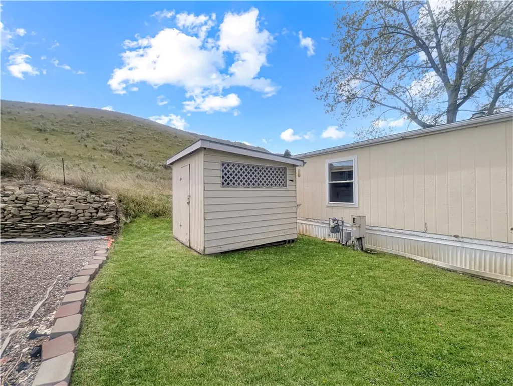 2224 Highway 87 E #206 Billings MT 59101