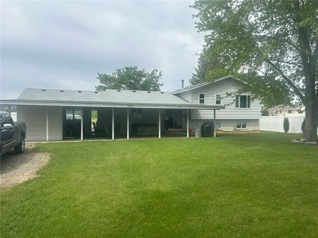 3204 Saint Johnson`s Avenue Billings MT 59102