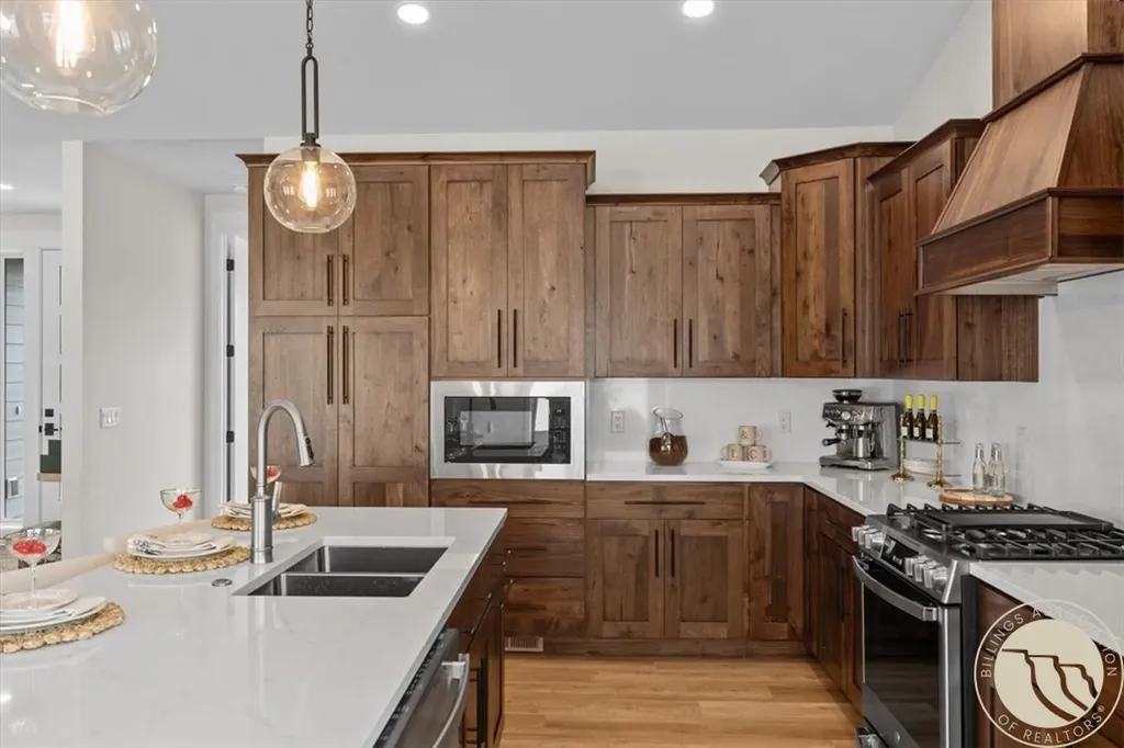 4613 Shining Light Lane Billings MT 59106