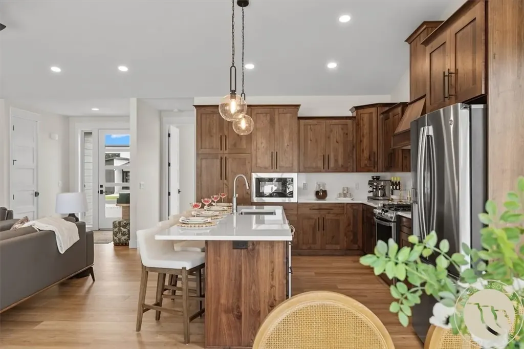4613 Shining Light Lane Billings MT 59106