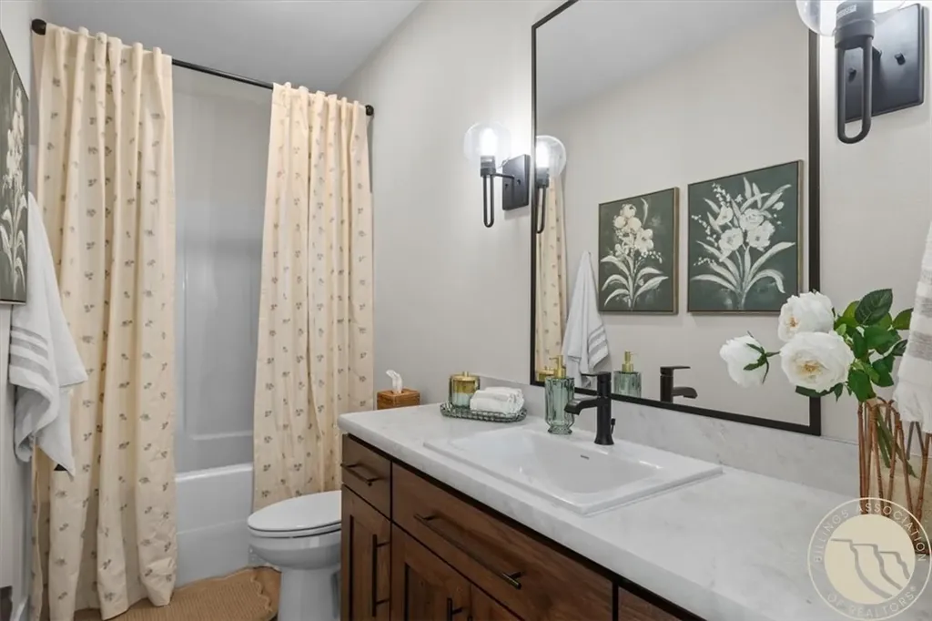 4613 Shining Light Lane Billings MT 59106