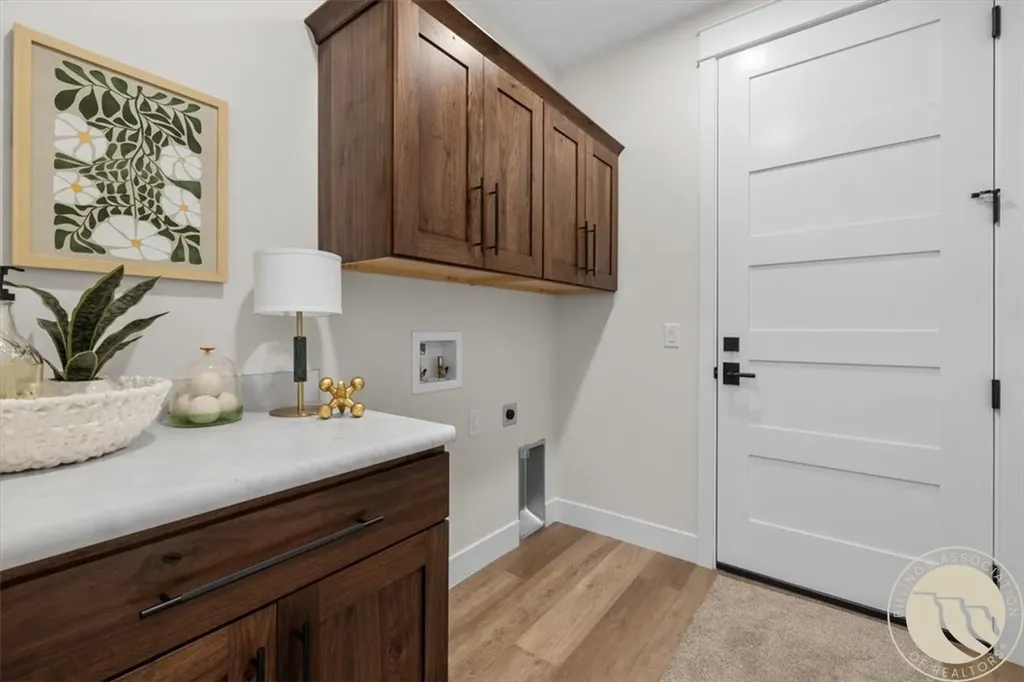 4613 Shining Light Lane Billings MT 59106