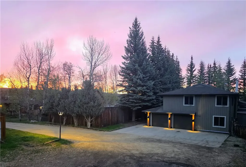 940 Park Avenue S Red Lodge MT 59068